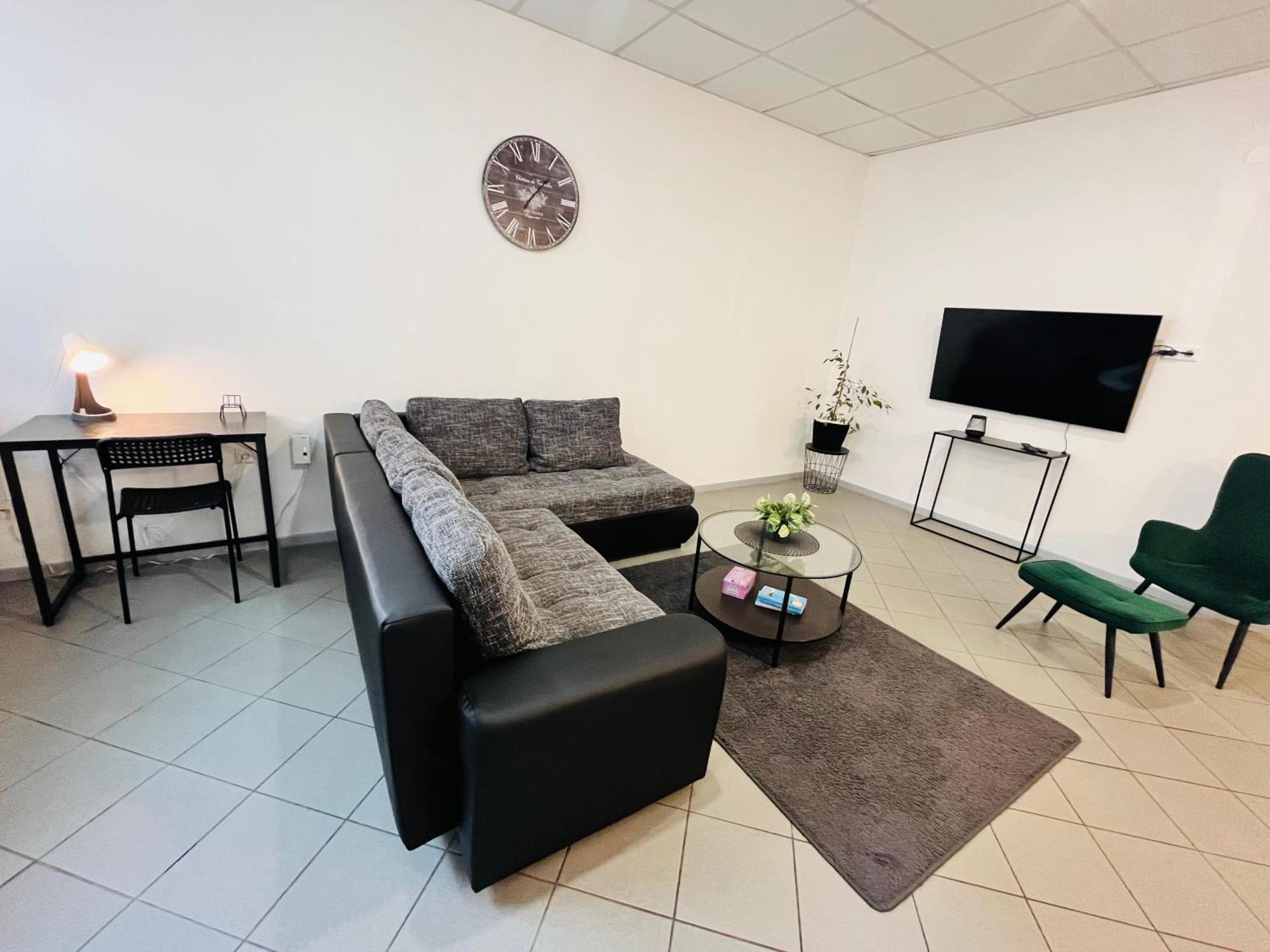 Apartment Central 10D 55Qm Wi-Fi Free Parking Calm Back House Dortmund Exterior photo